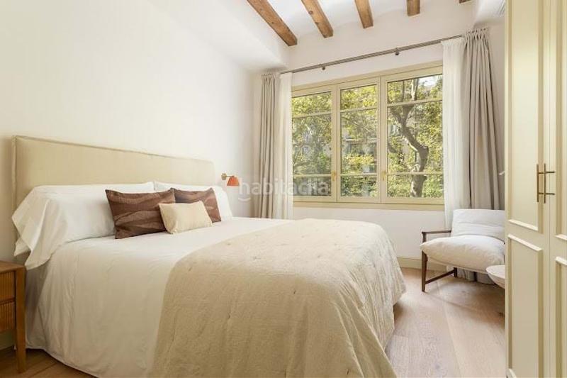 Foto a2d0424a-1a48-4883-bc13-af49f287a1e2. Flat with heating in Fort Pienc Barcelona