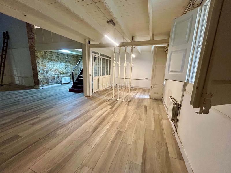 Foto 521fb1d9-83c3-416c-9aeb-5b416fcd8840. Local comercial en El Poble Sec - Parc de Montjuïc Barcelona