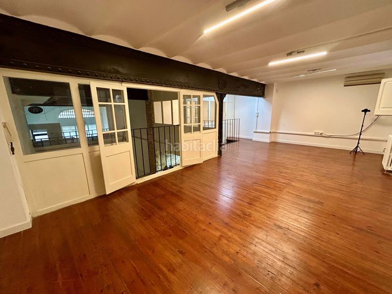 Foto e080c345-96e1-49ff-9446-3a112b5324aa. Local comercial en El Poble Sec - Parc de Montjuïc Barcelona