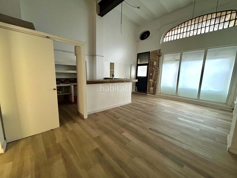 Foto 496508ab-ba1b-4cd5-8a88-7cbe4e75c41a. Local commercial dans El Poble Sec - Parc de Montjuïc Barcelona