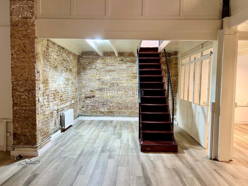 Foto ab1348e2-6a60-4cf7-9f42-1f1da6cfac0d. Local commercial dans El Poble Sec - Parc de Montjuïc Barcelona