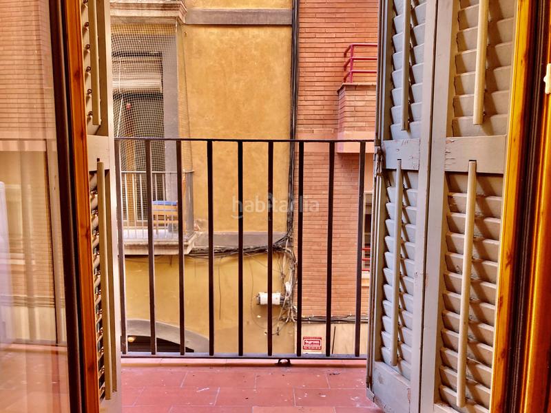Foto e97dd926-648a-48fd-8375-b7ef7b4326d3. Flat in plaça del pes de la palla in Raval Barcelona