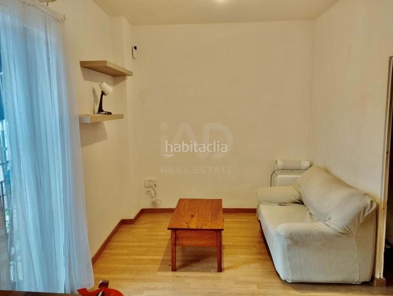 Foto 306c1fd2-153b-4d60-8c92-d86fb46da8da. Penthouse with heating in Raval Barcelona