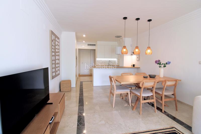 Foto 21f356df-0b48-4627-b12f-a0e619b57a4d. Etagenwohnung mit parking pool in Río Real Marbella