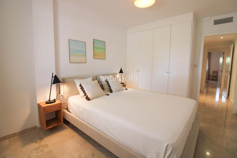 Foto fae6521e-b233-41c2-ba68-60903405b9ca. Flat with parking in Río Real Marbella