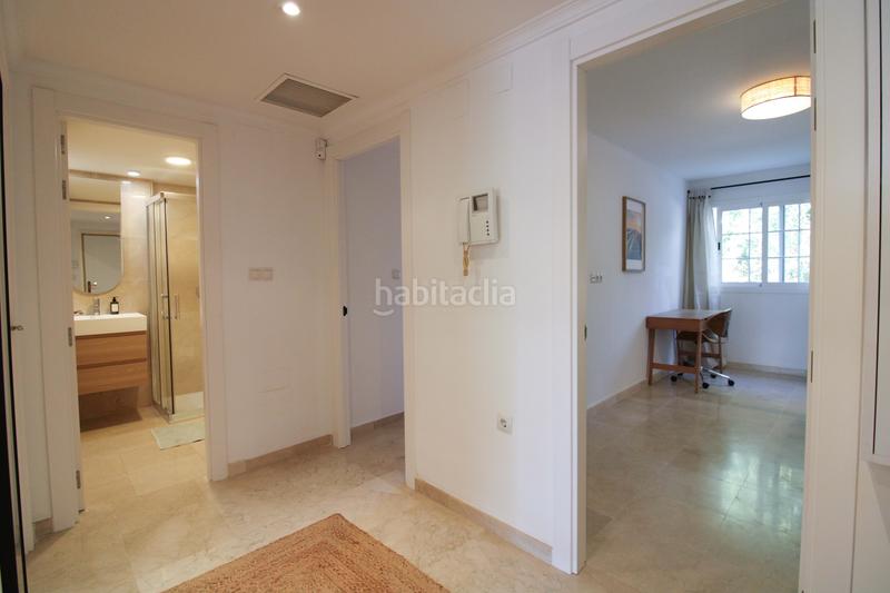 Foto fd95739a-602c-4009-b37b-ab7c1fceb6b4. Piso en Río Real Marbella