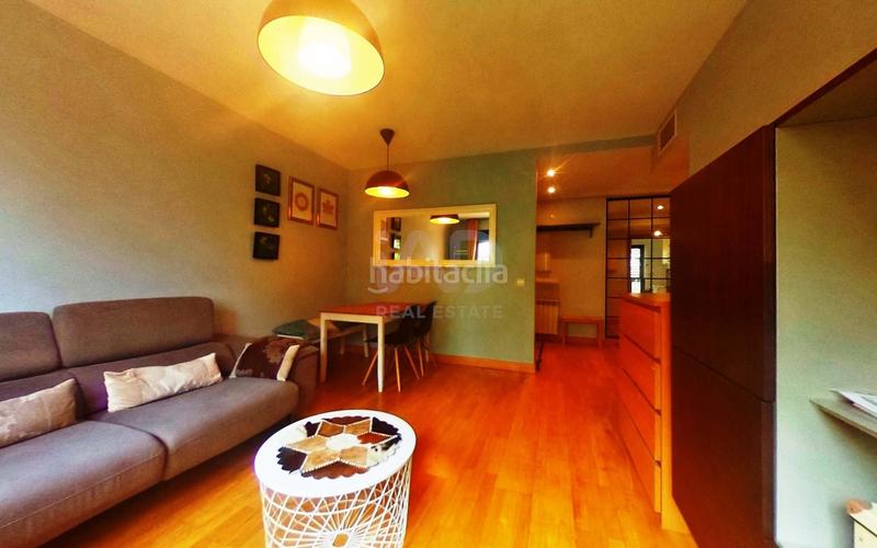 Foto ad41ffef-b5ee-4788-935b-f2a89362962c. Rent flat with heating parking pool in Simancas Madrid