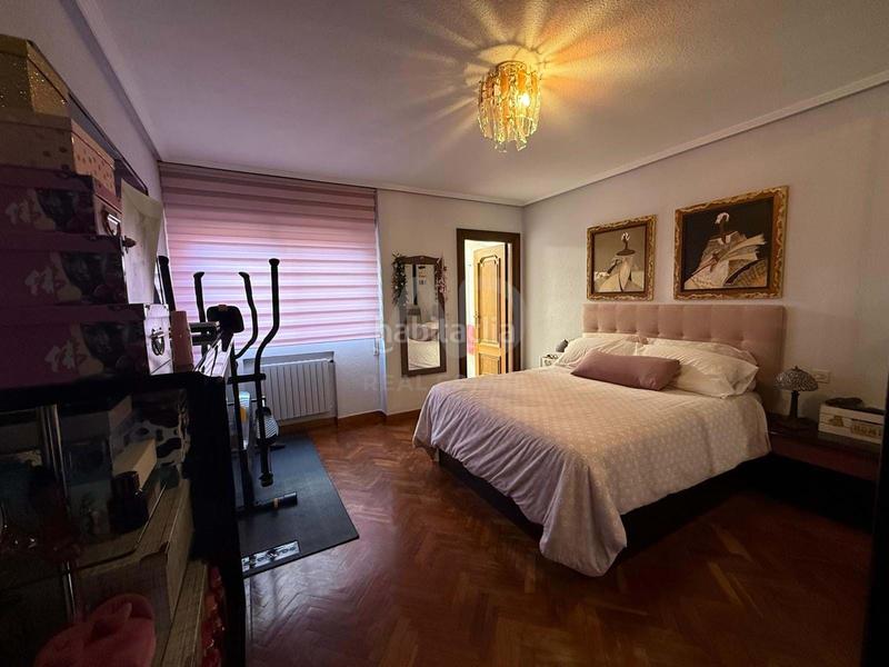 Foto cc2d41e9-67e7-4b32-8901-685dbe7d5de9. Appartamento con riscaldamento parcheggio in Centro Ciudad León