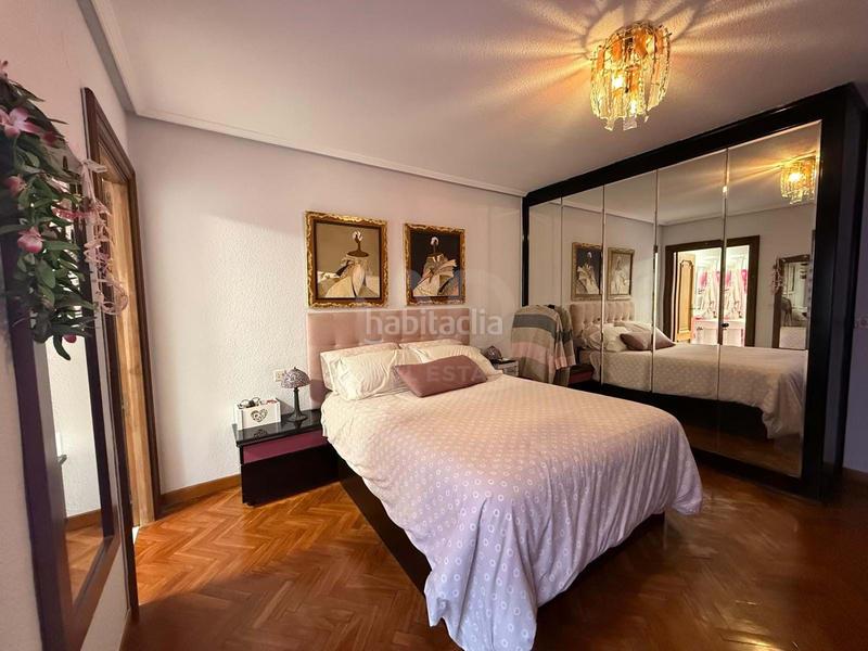 Foto 3722b100-cf9d-4eed-9b5f-b12f6d74f3bc. Appartement avec chauffage parking dans Centro Ciudad León