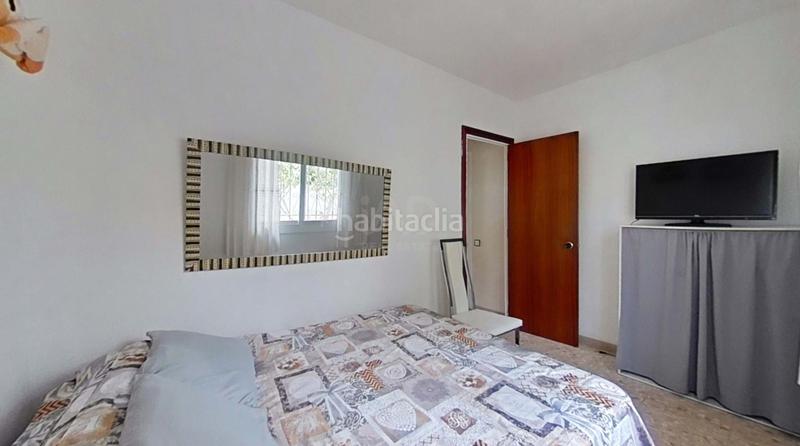 Foto 17c7feb8-e446-47f0-88a0-87fc79da1df7. Casa en Poble Mont-roig del Camp