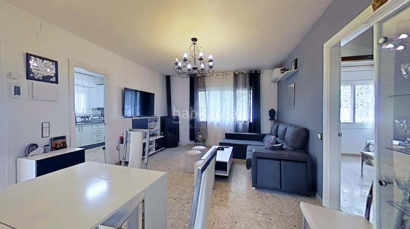 Foto b887a2e2-f36d-4291-9ef2-2cab0a42de1d. Casa en Poble Mont-roig del Camp