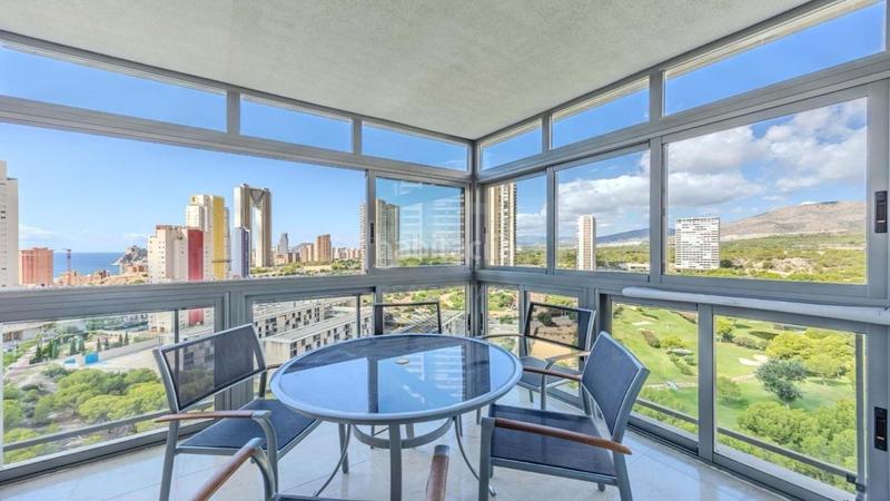 Foto 24139316-068b-4d80-b992-81971b16eb99. Rent flat with parking pool in Via Parque Benidorm