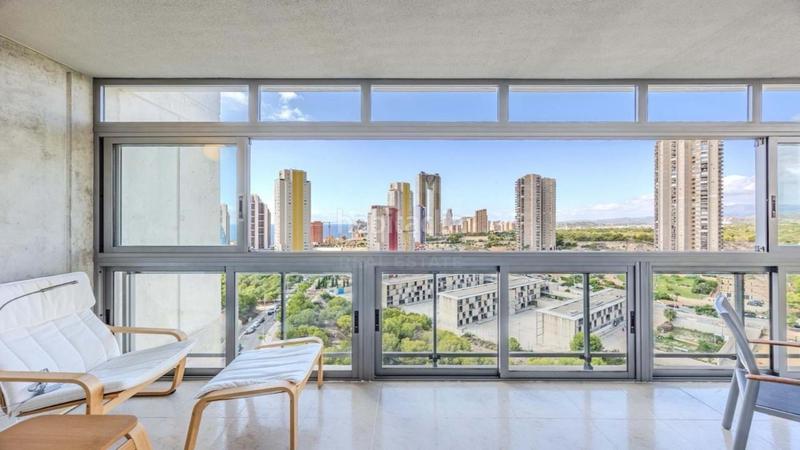 Foto 30fb6257-4aea-4185-b41f-f049dba24ff8. Rent flat with parking pool in Via Parque Benidorm
