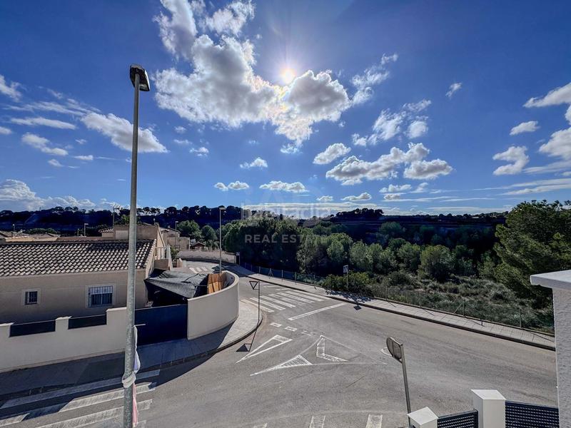 Foto 2f497569-1b22-418a-aeff-0f2b6994a827. Casa con riscaldamento piscina in El Pinar de Campoverde Pilar de la Horadada