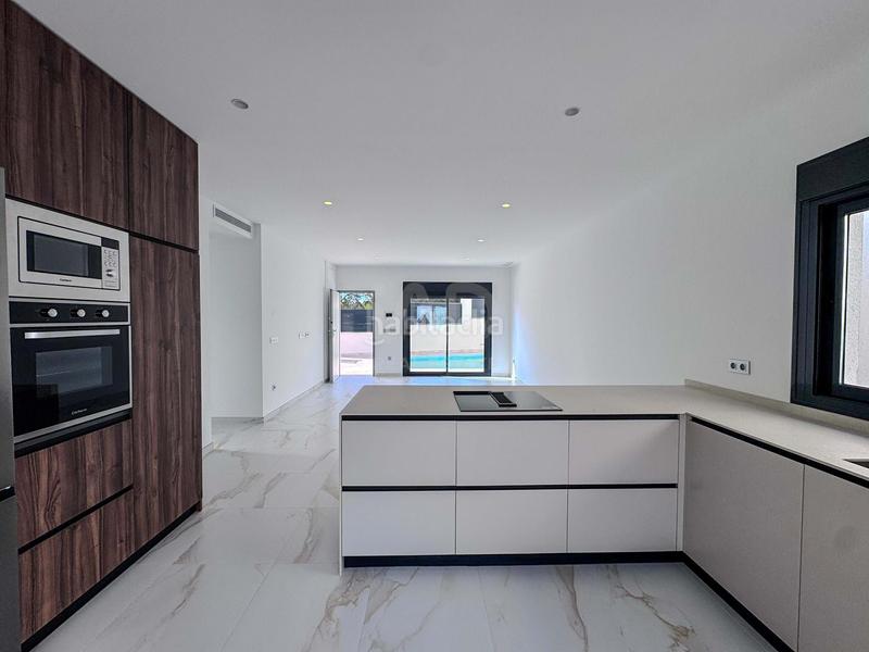 Foto ced7c29e-90f8-4b5b-a6b3-89750ebc0c07. House with heating pool in El Pinar de Campoverde Pilar de la Horadada