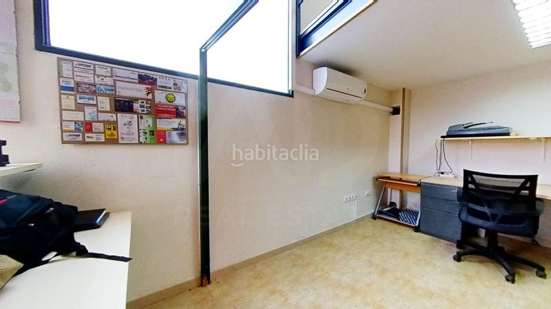 Foto 576ac876-0d10-4928-a8b3-9dd5af4412d2. Local comercial en Borges Blanques (Les)