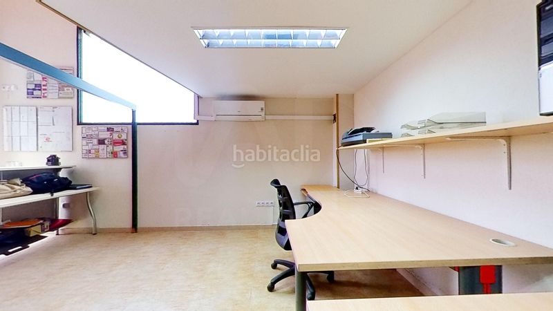 Foto 68b17e44-1869-499a-bed1-72d98af2dcc9. Local comercial en Borges Blanques (Les)