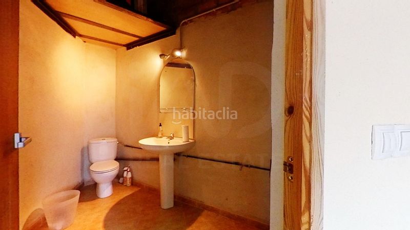 Foto 9cf7fcbf-3b7c-4760-b82f-df58bc5087da. Local comercial en Borges Blanques (Les)
