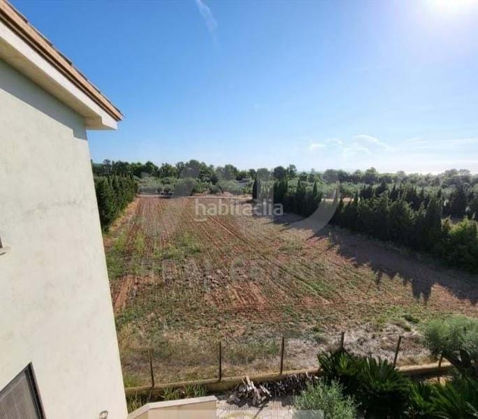 Foto 22eeec0a-9f98-47fb-94fd-64774f73193f. Masía en Camarles