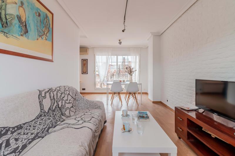 Foto 45c0e065-ab61-4b43-a804-518b1b3b59a1. Attique avec chauffage dans Valdeacederas Madrid