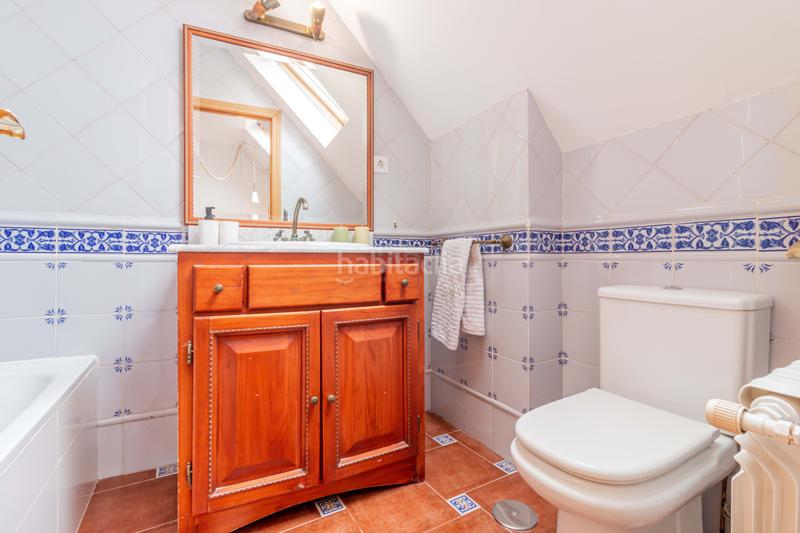 Foto e166d87e-3037-402c-b390-aa9c512bfdb9. Attique avec chauffage dans Valdeacederas Madrid