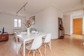 Dachwohnung in Valdeacederas