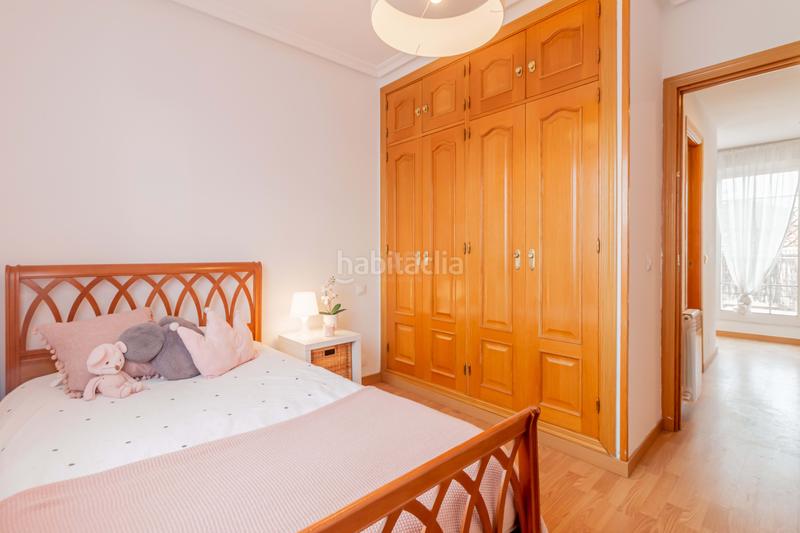 Foto 846e7656-c63e-47dc-8367-ed2800063665. Dachwohnung mit heizung in Valdeacederas Madrid