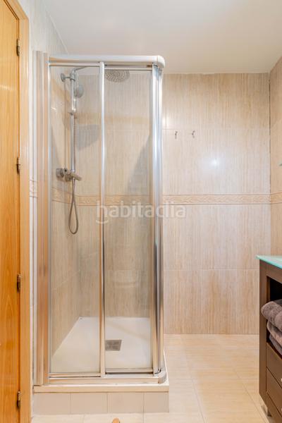 Foto d4c9aab4-f7f2-466f-b464-0ef72b1d3730. Dachwohnung mit heizung in Valdeacederas Madrid