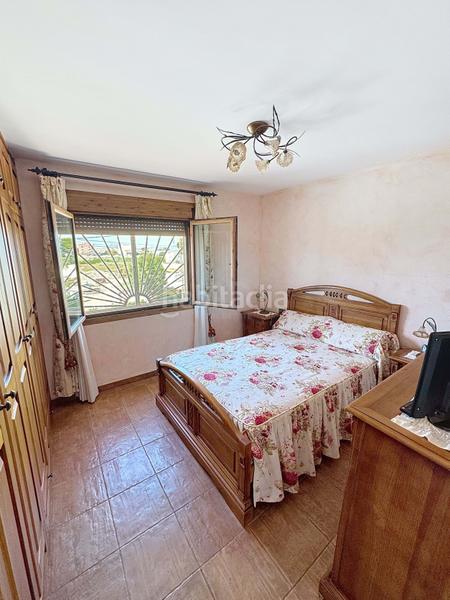 Foto c7779207-6bfc-4178-8576-ab998e065a63. Maison avec chauffage parking dans Rojales