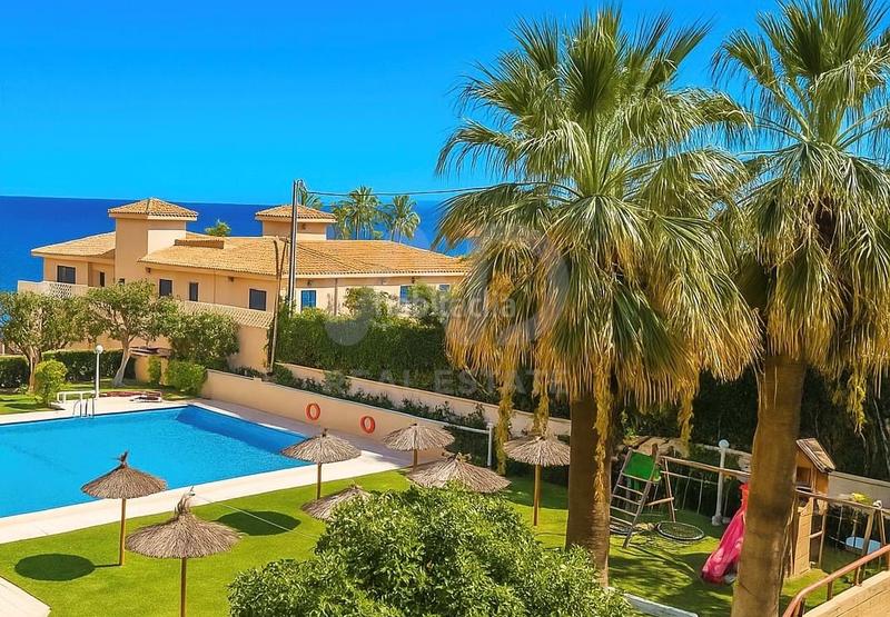 Foto d3e0620b-c0d1-44be-a211-b3e53acd33f1. Etagenwohnung mit parking pool in Cabo de las Huertas Alicante