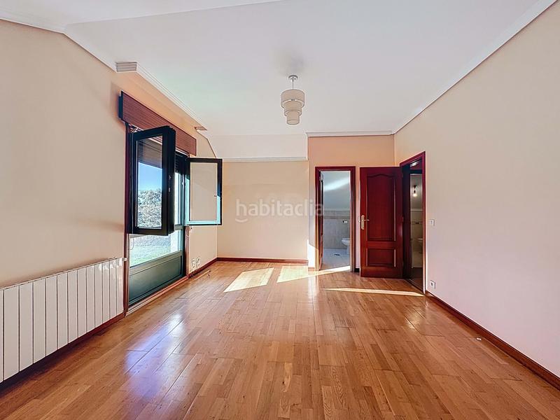 Foto bc53e1d7-3b5e-48c1-a97a-4f2631c98bd1. Casa con riscaldamento parcheggio in Priegue Nigrán