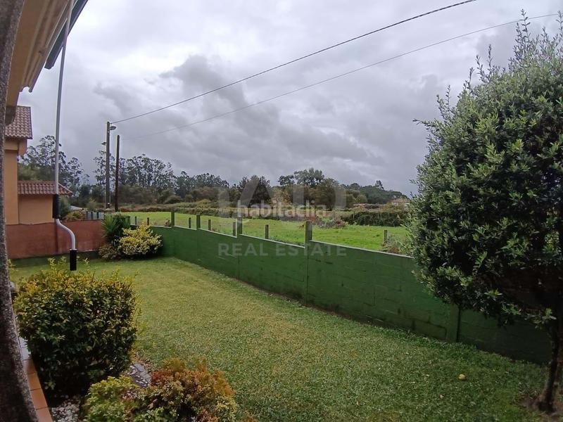 Foto cece461e-3541-46e8-8283-4a4e0d99355c. Casa con riscaldamento parcheggio in Priegue Nigrán