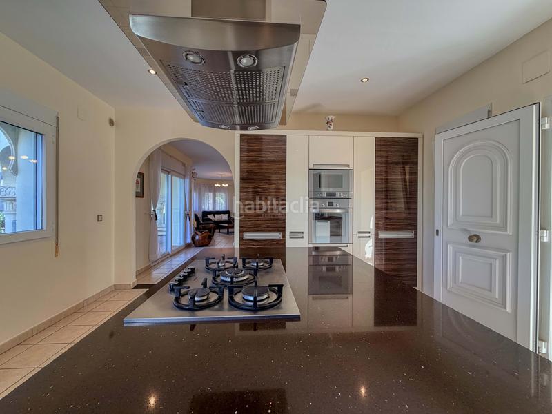 Foto b481367d-fbdf-4e5e-b051-debeaa8cdaa8. House in El Montgó Dénia