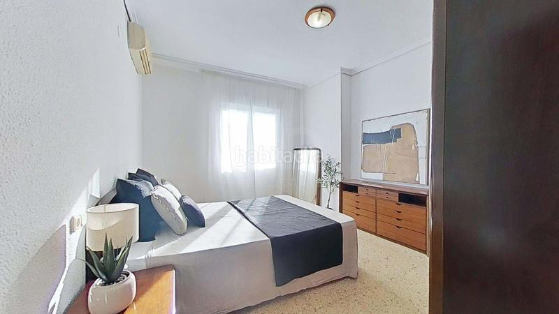 Foto 2df1b385-54a4-41d9-8212-2e5aaf04c541. Flat with heating parking in Avenida de Valencia - Avenida de Casalduch Castellón de la Plana