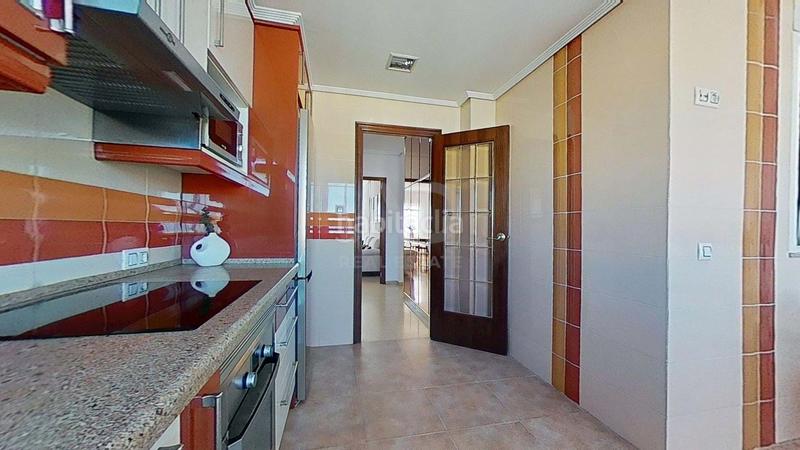 Foto 651d4dbd-39a3-46c9-aac8-58d021a97a45. Flat with heating parking in Avenida de Valencia - Avenida de Casalduch Castellón de la Plana