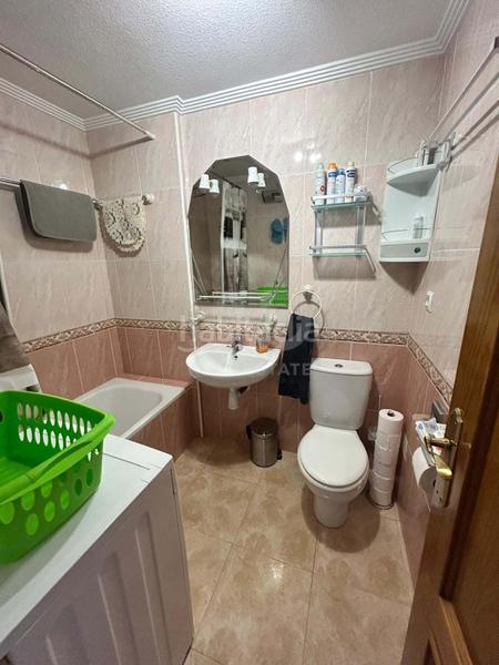 Foto 3476a95f-adab-4087-8dd0-debe8e33ca76. Pis amb calefacció piscina a Villamartín-Las Filipinas Orihuela