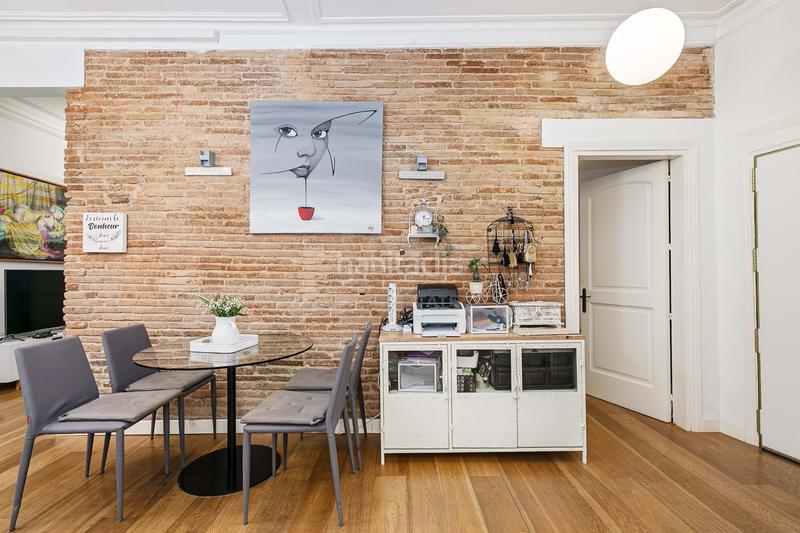 Foto 6e8199b0-128c-47c6-b0c8-2107eae53903. Appartamento con riscaldamento in Gòtic Barcelona