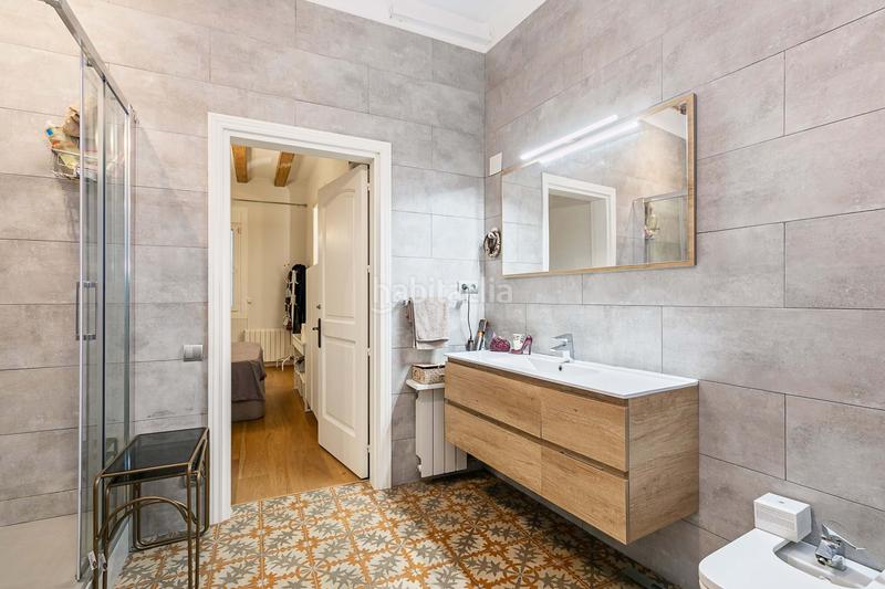 Foto 37e8f4eb-71eb-47c8-b934-90dcb5a37d78. Appartement avec chauffage dans Gòtic Barcelona