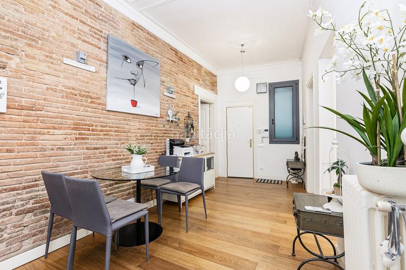 Foto b06af948-1138-4f24-a59b-a2b36f13f611. Appartement avec chauffage dans Gòtic Barcelona