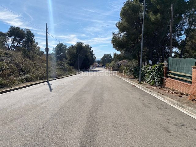 Foto 6c89b166-e65c-41e8-b9e1-22cbaba32d3b. Terreny residencial a Roda de Barà