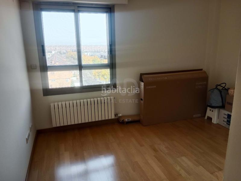 Foto 2906021e-8132-4e12-ba5a-9ae1e8b4c9f1. Attico con riscaldamento parcheggio piscina in Miralbueno Zaragoza