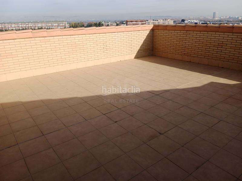 Foto 32438e46-9456-4eb9-a8d1-3e4539d45836. Attique avec chauffage parking piscine dans Miralbueno Zaragoza