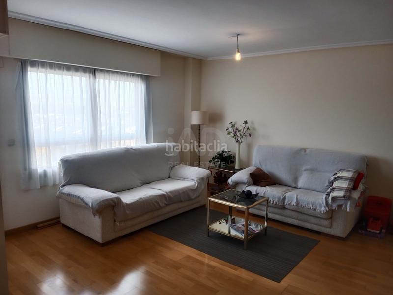 Foto d3a374c6-10f8-45a3-9c69-c9141c3e0b5a. Attique avec chauffage parking piscine dans Miralbueno Zaragoza