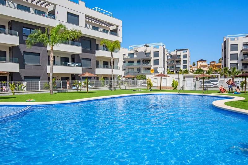 Foto 68607d4e-fd31-4811-93de-55e3677040b5. Etagenwohnung mit parking pool in Villamartín-Las Filipinas Orihuela