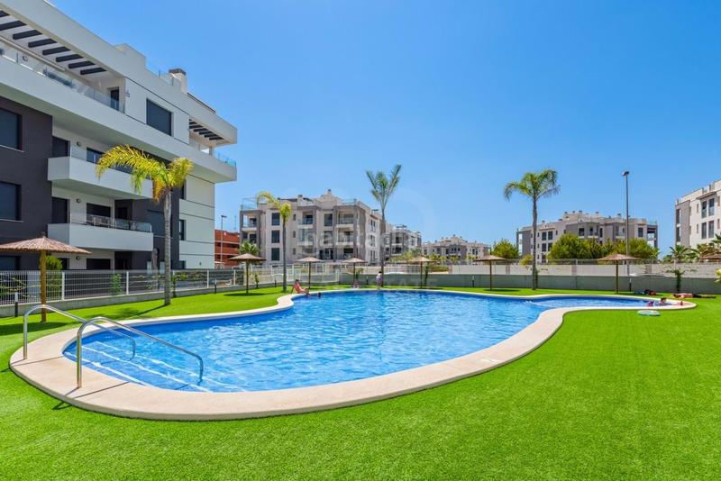 Foto 07f02036-6f09-45d3-bb33-9c5546c8bac5. Flat with parking pool in Villamartín-Las Filipinas Orihuela