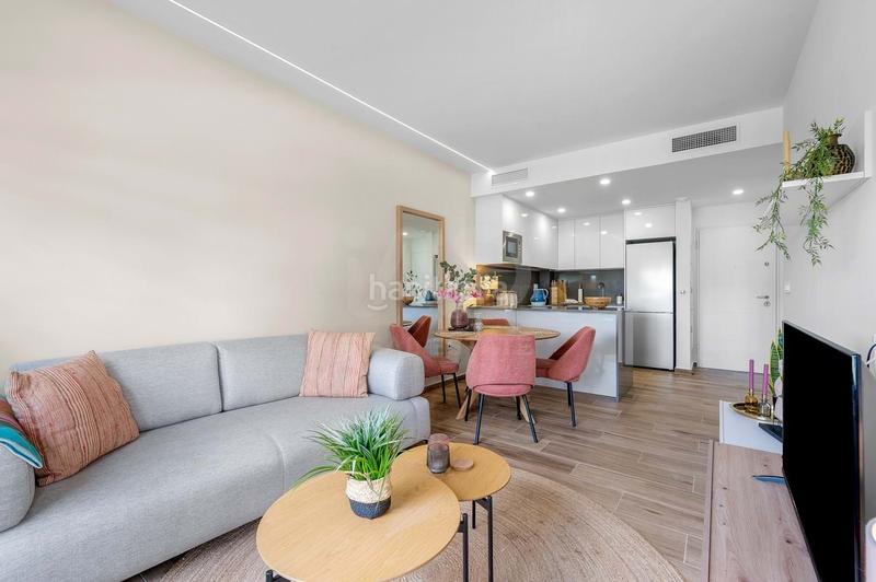 Foto 2b88b28f-9a8a-4765-8430-f10cd3dc6bc9. Flat with parking pool in Villamartín-Las Filipinas Orihuela