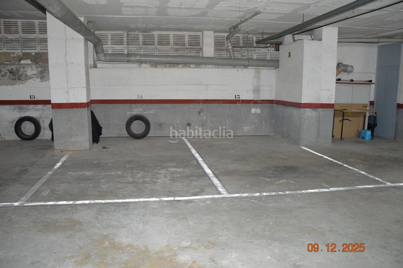 Foto a54a5846-67a6-4feb-802f-dc852d58aad8. Aparcament cotxe a El francas Coma-ruga