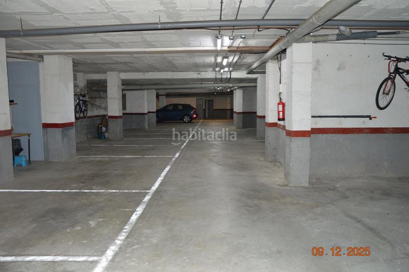 Foto fe0eb570-9673-4f9f-a2e7-1ff46e4df3ce. Aparcament cotxe a El francas Coma-ruga