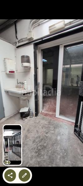 Foto 33eba1c1-adb5-43fb-b5ca-09c8c8d04808. Local comercial en calle rosellón 52 52 en La Nova Esquerra de l´Eixample Barcelona