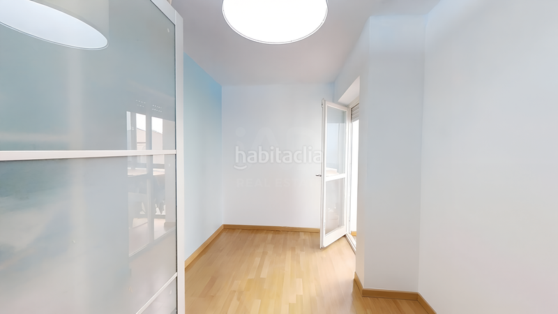 Foto b54d089c-b721-4168-a900-0056546c969e. Appartamento con riscaldamento in La Marina del Port Barcelona